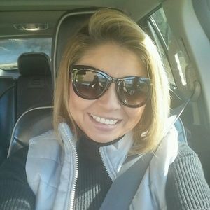 Meet your Posher, Onilda